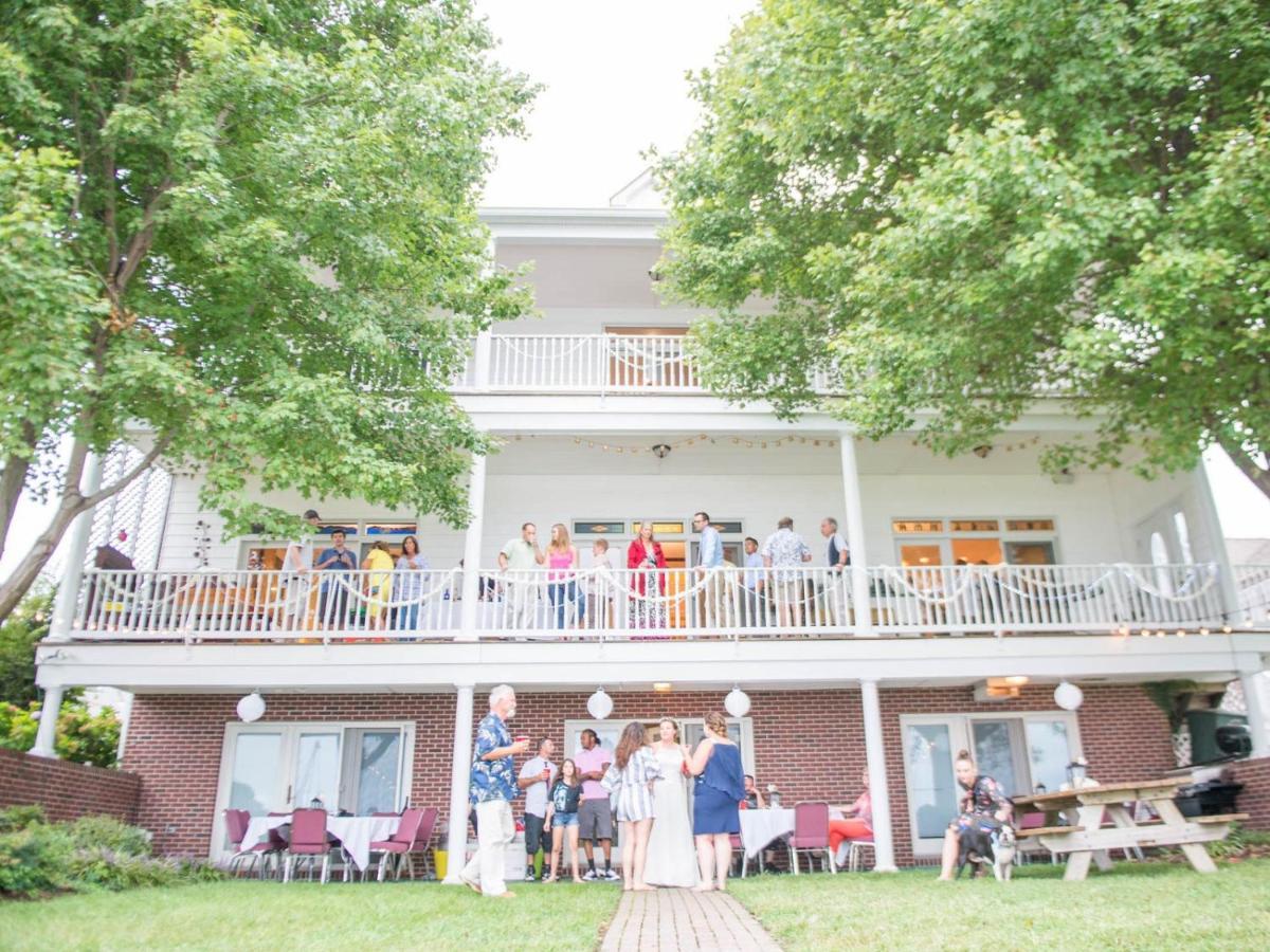 Blue Heron Inn - A Bed And Breakfast Llc Solomons Exteriör bild