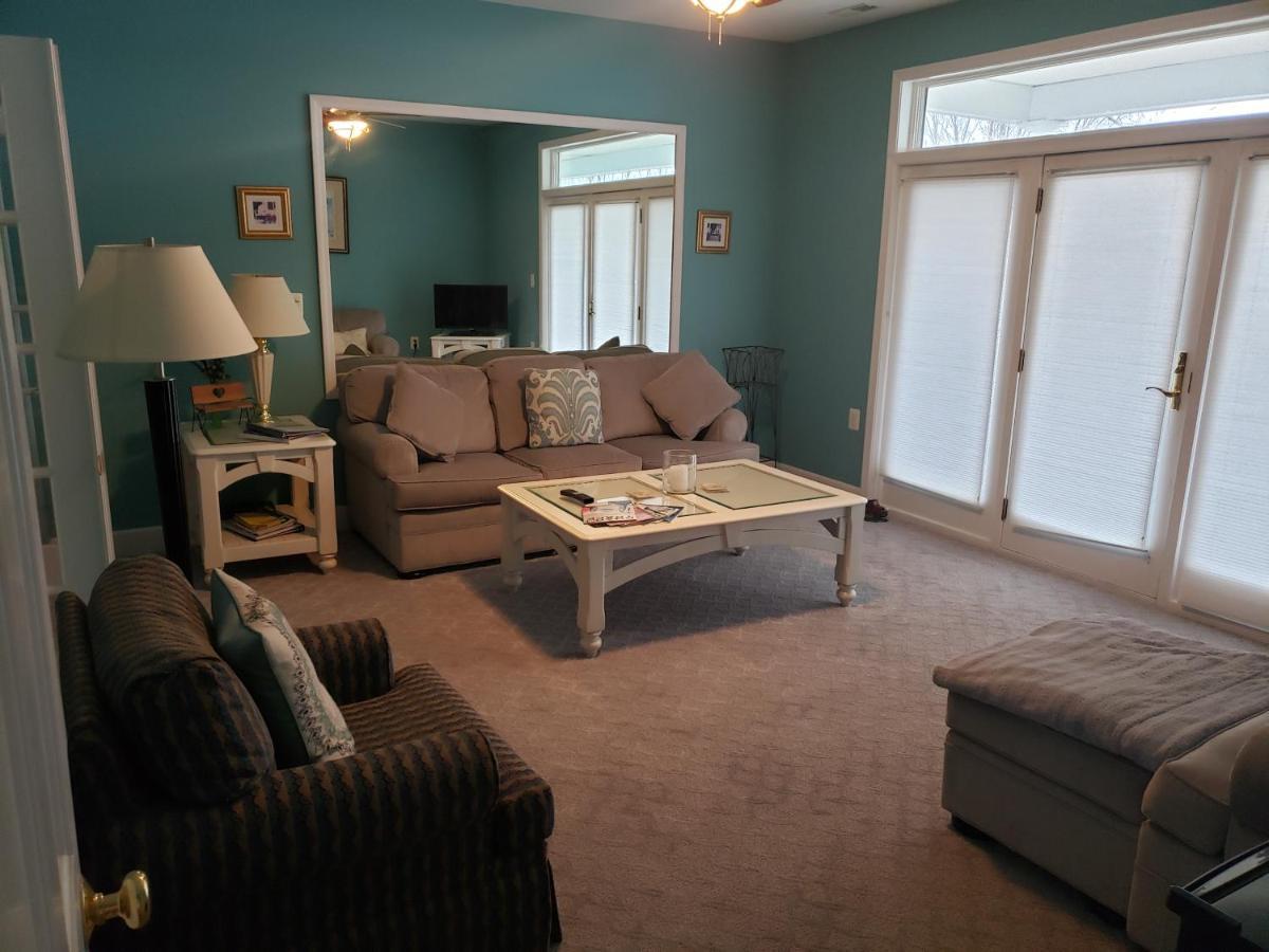 Blue Heron Inn - A Bed And Breakfast Llc Solomons Exteriör bild