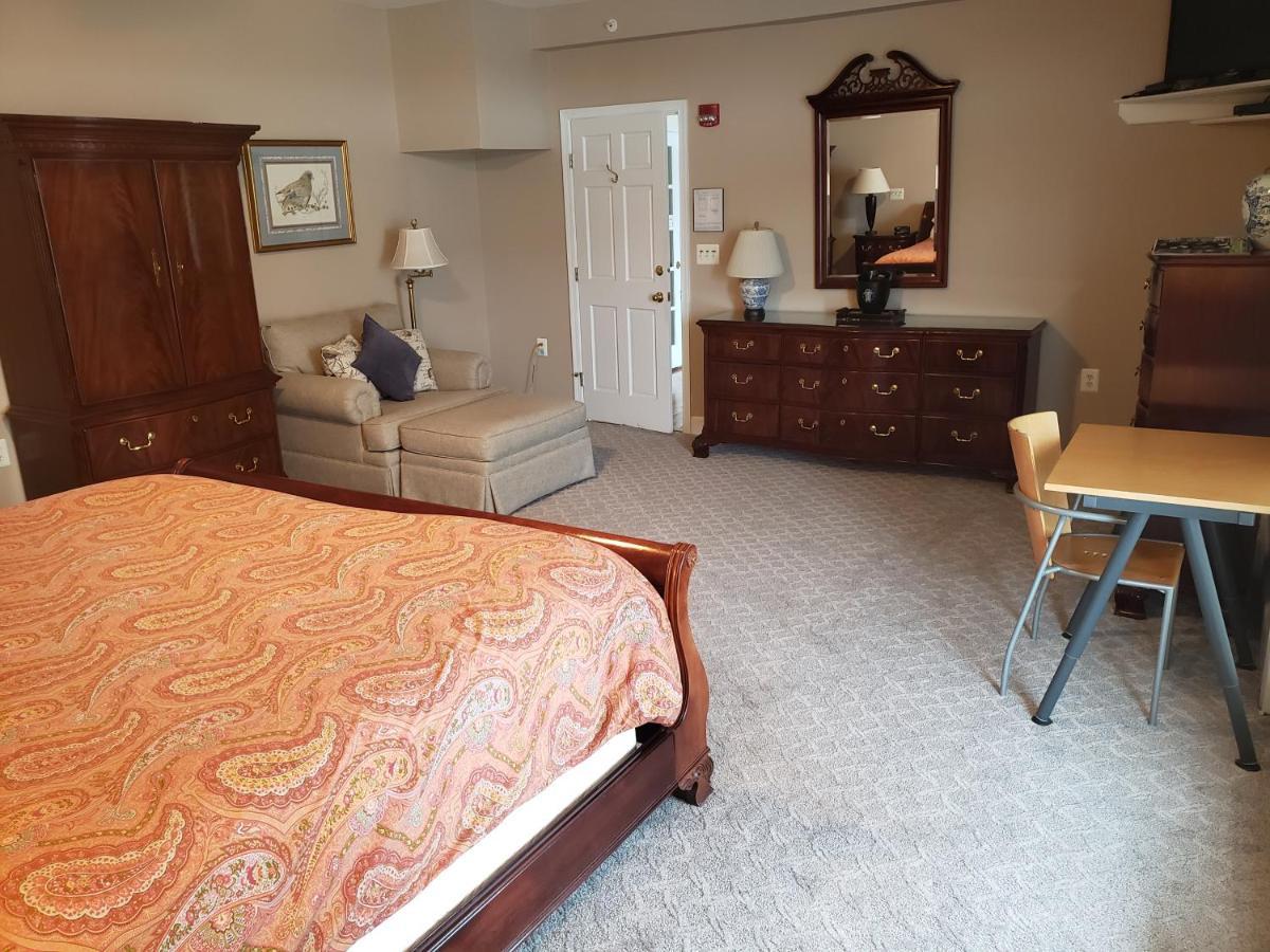 Blue Heron Inn - A Bed And Breakfast Llc Solomons Exteriör bild
